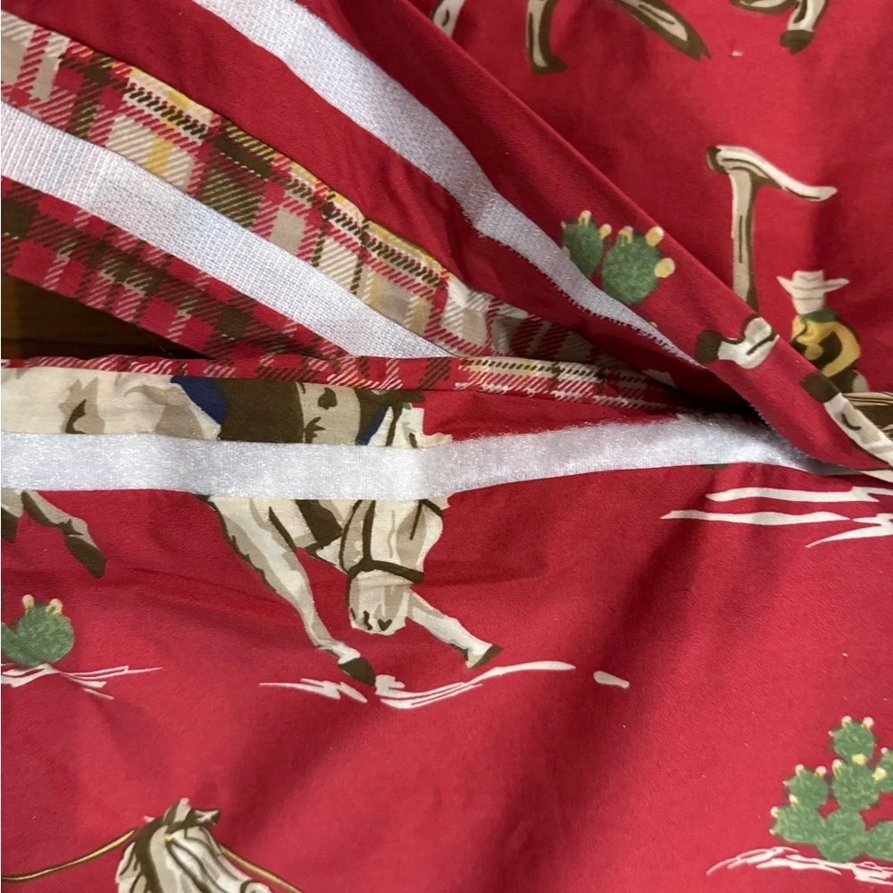 Vintage Red Cowboy Horses Rodeo Print comforter blanket Plaid Sided
